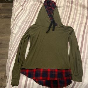 Woman’s Light hoodie